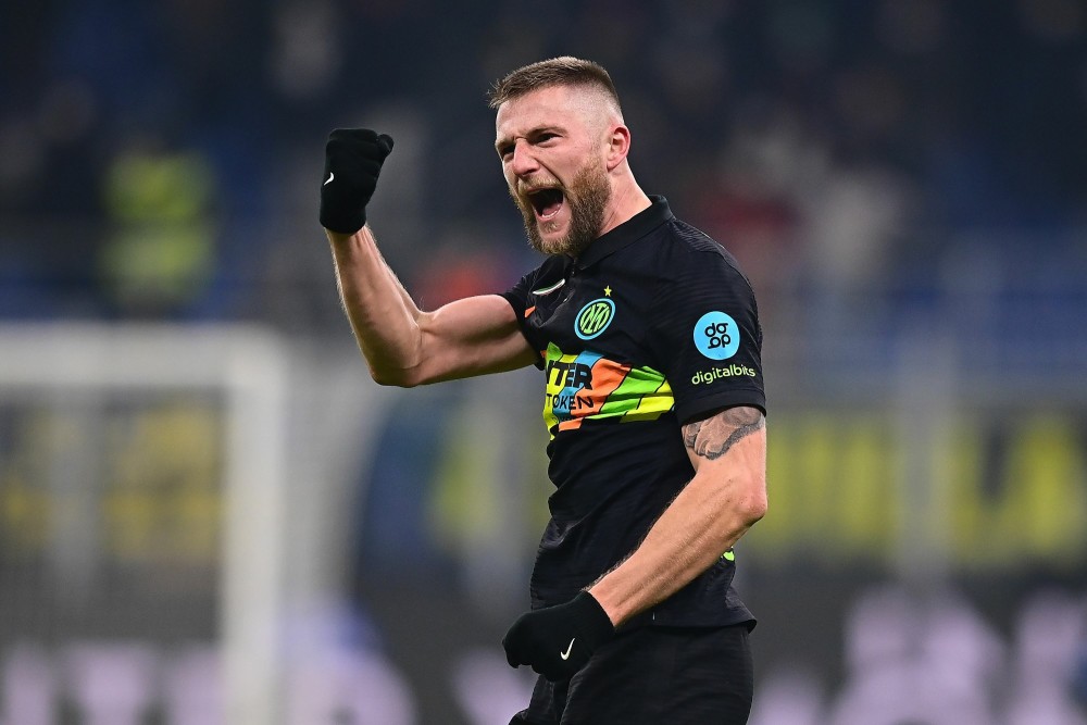 MK-欧冠赛程吃紧，门兴格拉德巴赫今晨遗憾出局，更衣室稳定，训练强度明显提升的简单介绍