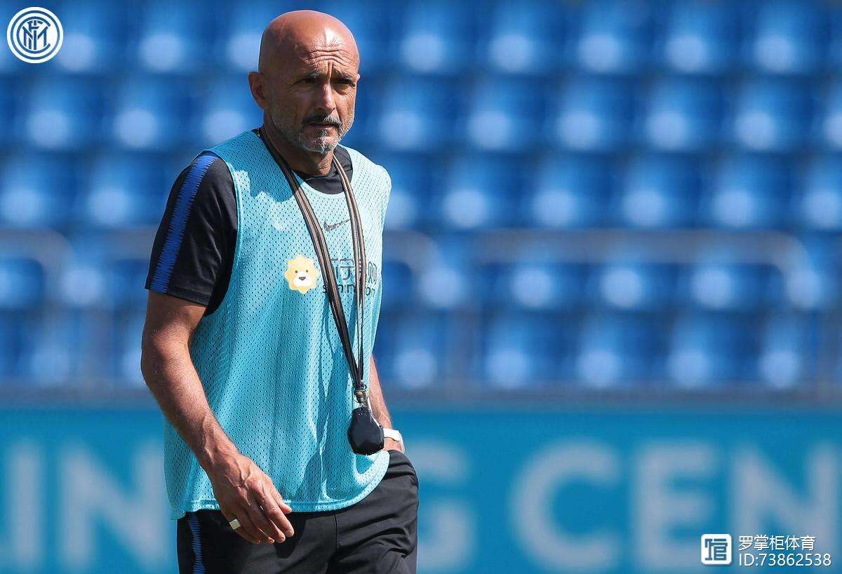 MK-欧冠赛程吃紧，门兴格拉德巴赫今晨遗憾出局，更衣室稳定，训练强度明显提升的简单介绍